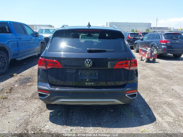 Volkswagen TAOS SE 2024 3VVSX7B23RM077551 Image 17