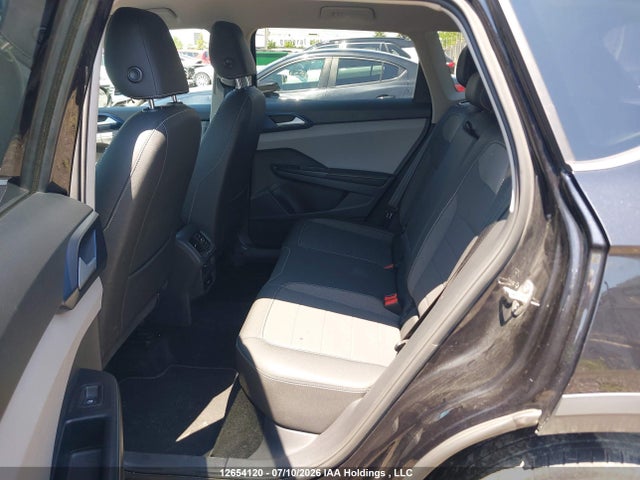 Volkswagen TAOS SE 2024 3VVSX7B23RM077551 Image 8