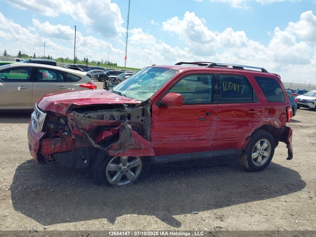 12654147 :رقم المزاد ، 1FMCU9EG9BKB49697 vin ، 2011 Ford Escape Limited مزاد بيع