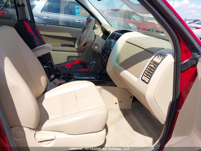 12654147 :رقم المزاد ، 1FMCU9EG9BKB49697 vin ، 2011 Ford Escape Limited مزاد بيع