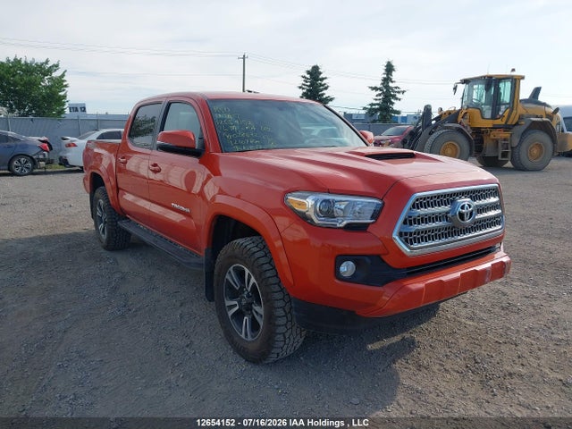 2016 Toyota Tacoma Dbl Cab/sr/sr5/trd Spt/or მანქანა იყიდება აუქციონზე, vin: 5TFCZ5AN5GX028632, აუქციონის ნომერი: 12654152