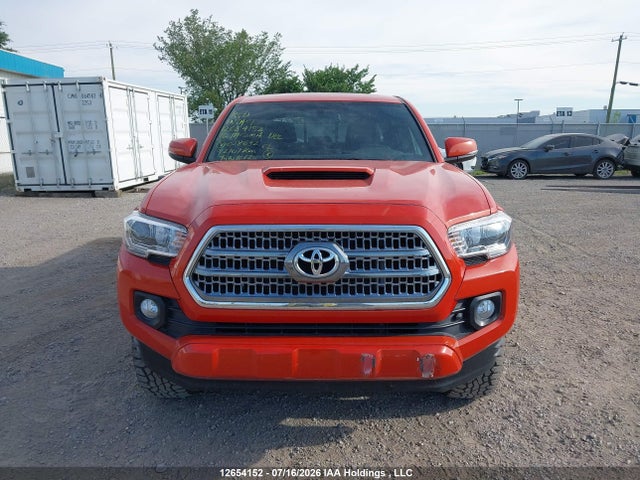 5TFCZ5AN5GX028632 Toyota Tacoma Dbl Cab/sr/sr5/trd Spt/or