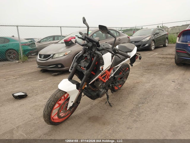 2017 Ktm 390 Duke მანქანა იყიდება აუქციონზე, vin: MD2JPJ406HC209618, აუქციონის ნომერი: 12654155