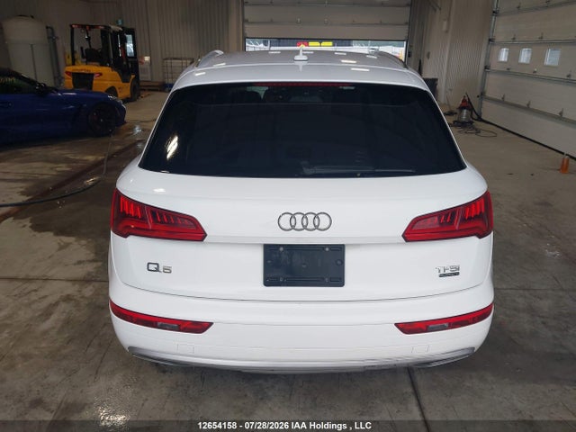 Audi Q5 PREMIUM 2018 WA1ANAFY3J2209936 Image 16