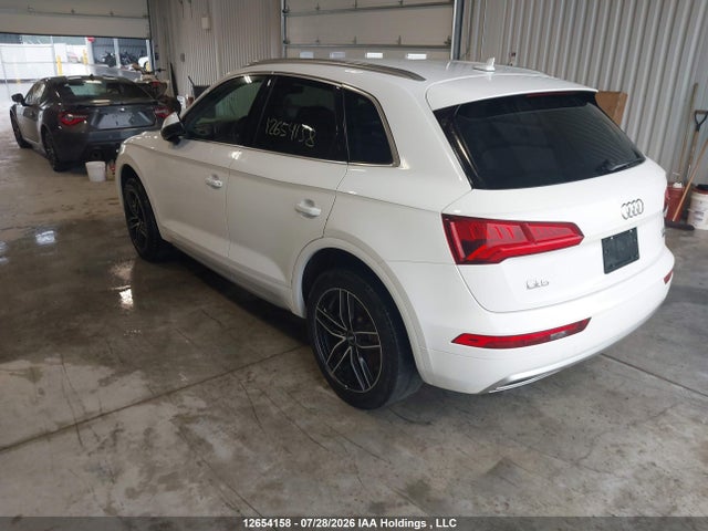 Audi Q5 PREMIUM 2018 WA1ANAFY3J2209936 Image 3
