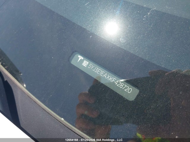 12654168 :رقم المزاد ، 5YJ3E1EAXKF428720 vin ، 2019 Tesla Model 3 Long Range/mid Range/standard Range/standard Range Plus مزاد بيع