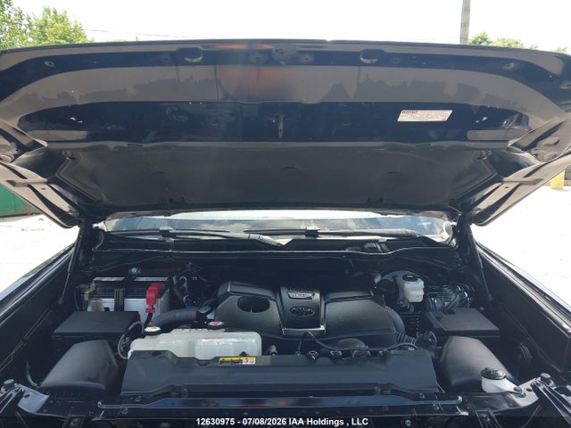 Продажа на аукционе авто 2023 Toyota Tundra Limited, vin: 5TFJA5EC0PX013589, номер лота: 12630975