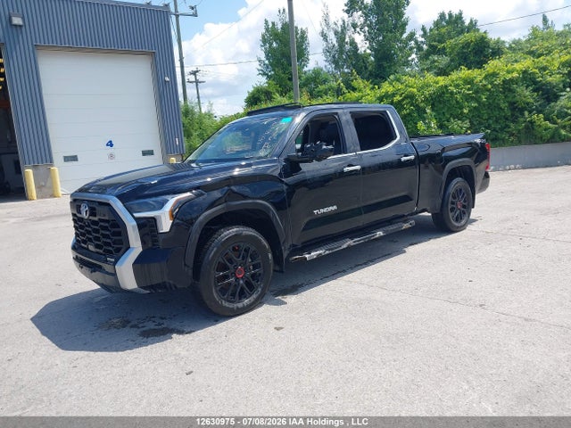 Продажа на аукционе авто 2023 Toyota Tundra Limited, vin: 5TFJA5EC0PX013589, номер лота: 12630975