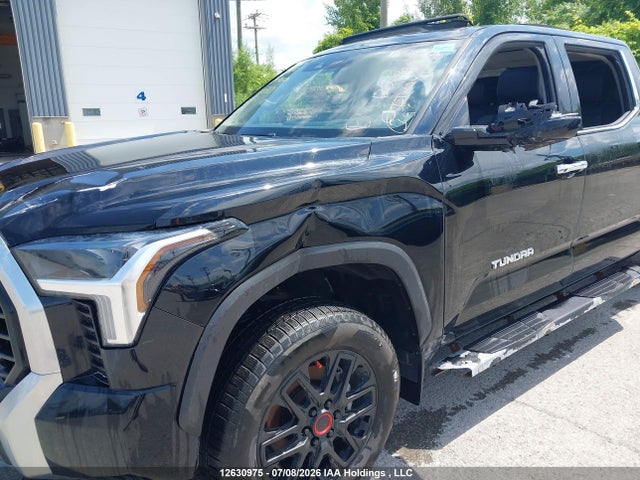 Продажа на аукционе авто 2023 Toyota Tundra Limited, vin: 5TFJA5EC0PX013589, номер лота: 12630975