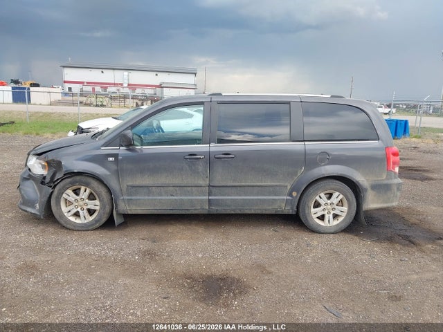 2C4RDGBGXER196721 Dodge Grand Caravan Se/sxt