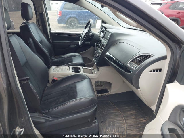 2C4RDGBGXER196721 Dodge Grand Caravan Se/sxt