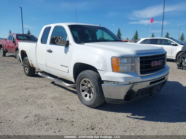 12650002 :رقم المزاد ، 1GTR1UEA2BZ273095 vin ، 2011 Gmc Sierra 1500 Sl مزاد بيع