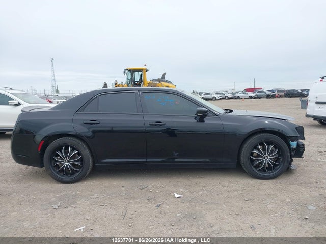 2C3CCAGG4FH781868 Chrysler 300 S
