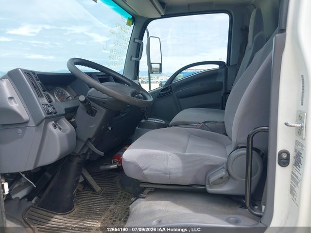 Isuzu NRR 2022 JALE5W164N7301736 Image 8