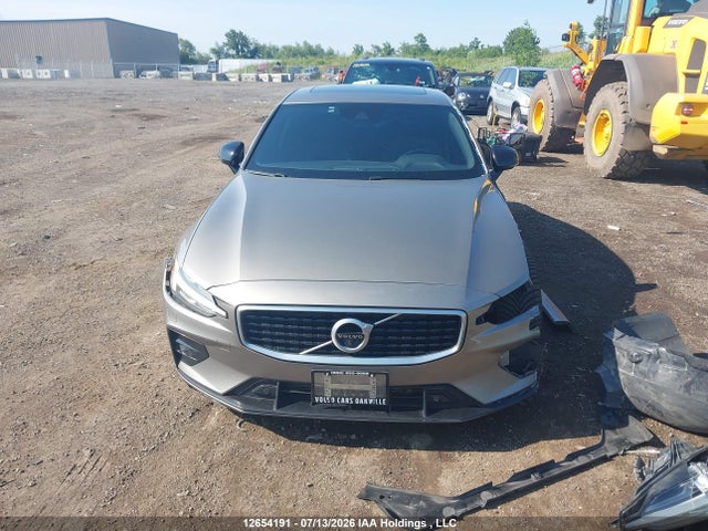 7JRA22TM8KG003488 Volvo S60 T6 R-design
