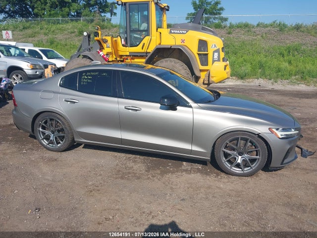 7JRA22TM8KG003488 Volvo S60 T6 R-design