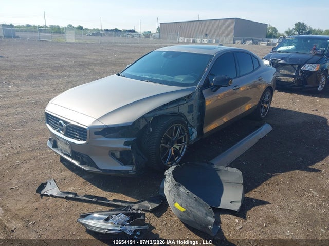 7JRA22TM8KG003488 Volvo S60 T6 R-design