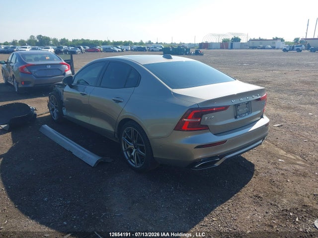7JRA22TM8KG003488 Volvo S60 T6 R-design