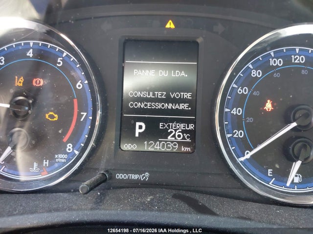12654198 :رقم المزاد ، 2T1BURHE6JC104761 vin ، 2018 Toyota Corolla Ce مزاد بيع