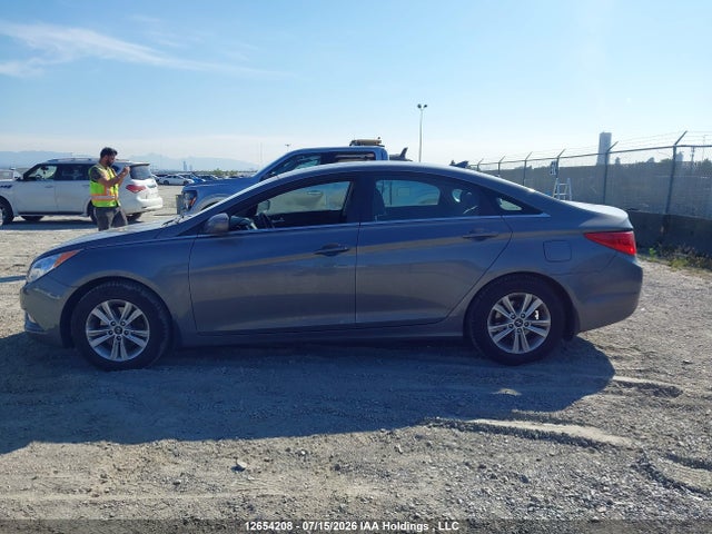 12654208 :رقم المزاد ، 5NPEB4AC0CH404441 vin ، 2012 Hyundai Sonata Gls مزاد بيع