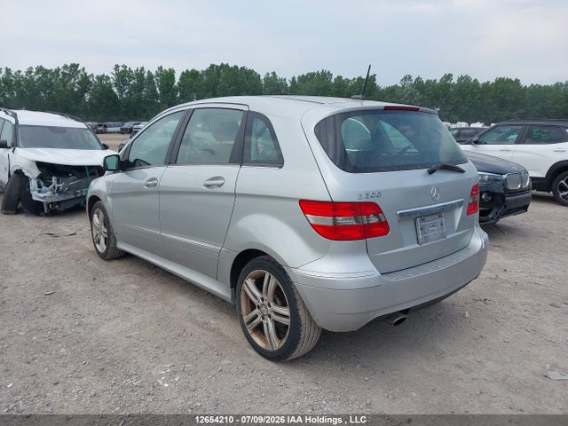 2011 Mercedes-benz B200 მანქანა იყიდება აუქციონზე, vin: WDDFH3DB2BJ607147, აუქციონის ნომერი: 12654210