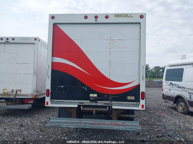 Ford Econoline E450 Super Duty Cutaway Van 2024 1FDXE4FN8RDD14457 Image 17