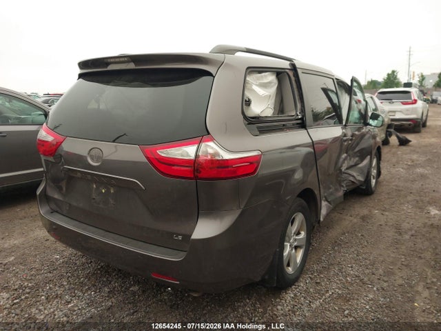 Toyota SIENNA LE 2015 5TDKK3DC7FS527998 Image 4