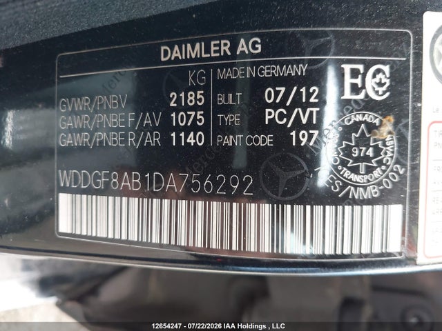 2013 Mercedes-benz C 300 4matic მანქანა იყიდება აუქციონზე, vin: WDDGF8AB1DA756292, აუქციონის ნომერი: 12654247