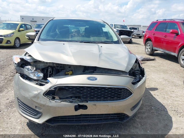 12654288 :رقم المزاد ، 1FADP3K29GL272929 vin ، 2016 Ford Focus Se مزاد بيع
