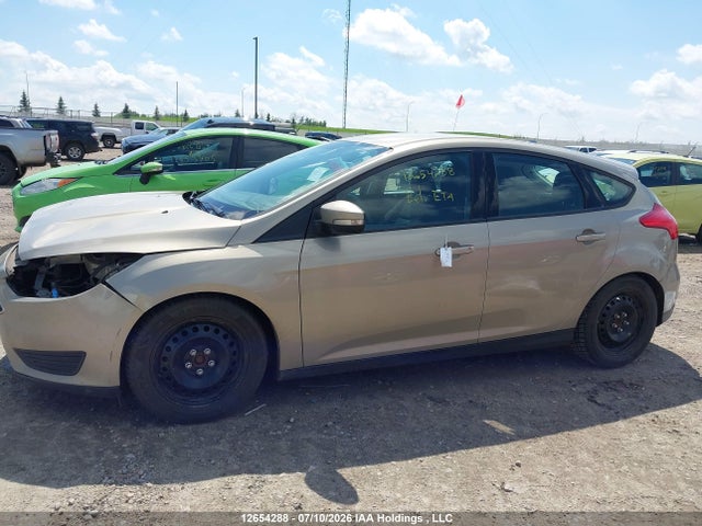 12654288 :رقم المزاد ، 1FADP3K29GL272929 vin ، 2016 Ford Focus Se مزاد بيع