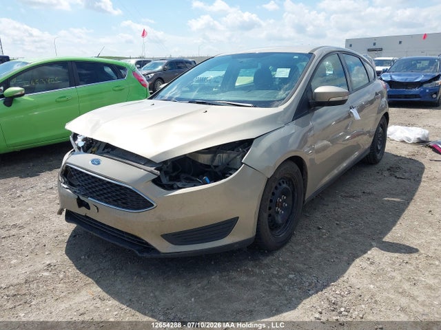 12654288 :رقم المزاد ، 1FADP3K29GL272929 vin ، 2016 Ford Focus Se مزاد بيع