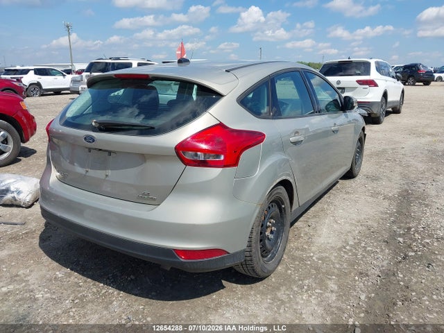 12654288 :رقم المزاد ، 1FADP3K29GL272929 vin ، 2016 Ford Focus Se مزاد بيع