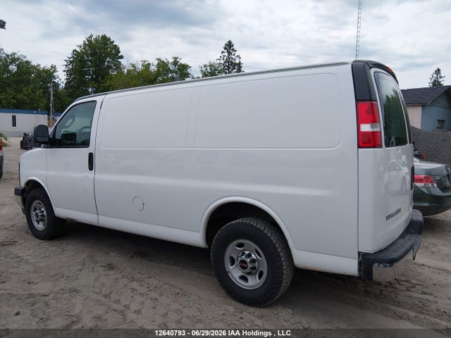 GMC Savana 2500 Work Van 2017 1GTW7AFF1H1126199 Image 14