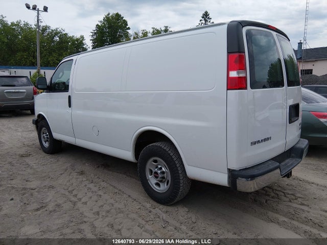 GMC Savana 2500 Work Van 2017 1GTW7AFF1H1126199 Image 3