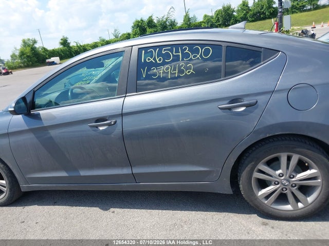 Продажа на аукционе авто 2017 Hyundai Elantra Gl, vin: KMHD84LF1HU379432, номер лота: 12654320