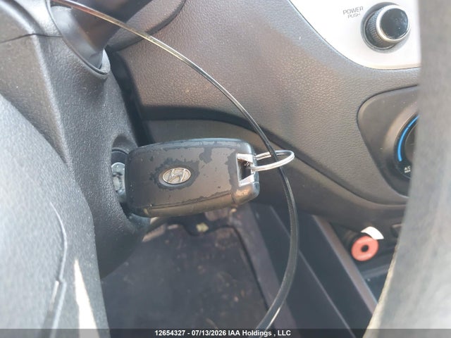 Hyundai Accent Preferred 2019 3KPC25A32KE051216 Image 10