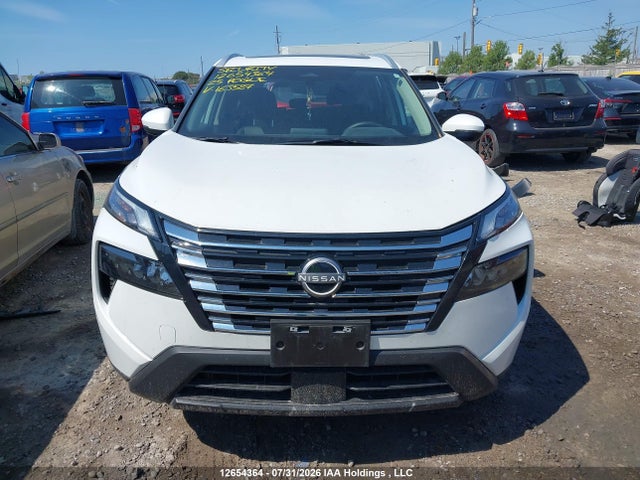 JN8BT3BB9SW163587 Nissan Rogue 60th Anniversary Edition/sv Moonroof