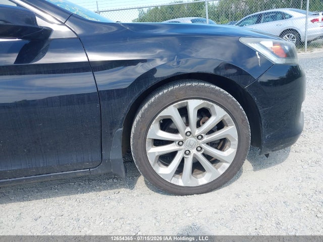 Продажа на аукционе авто 2015 Honda Accord Sport, vin: 1HGCR2F55FA809161, номер лота: 12654365