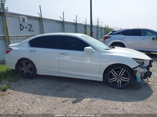Honda Accord 2017 1HGCR2F53HA803992 Image 14