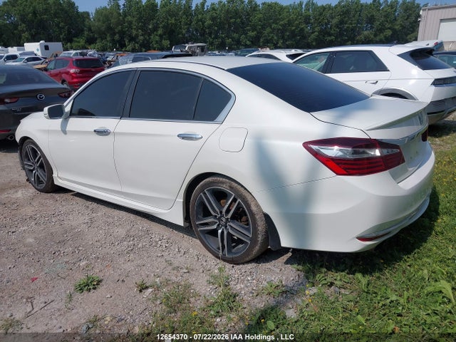 Honda Accord 2017 1HGCR2F53HA803992 Image 3