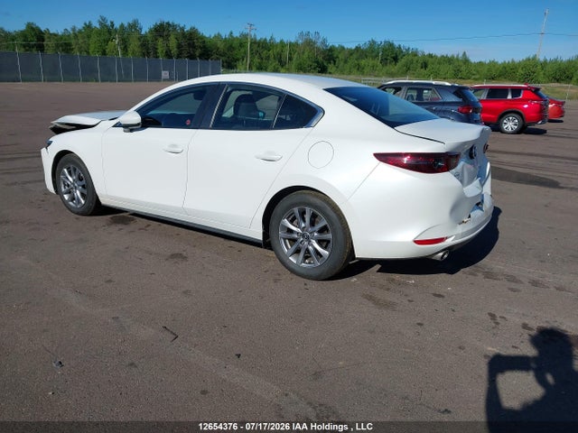 Mazda 3 2019 3MZBPAB73KM105004 Image 3