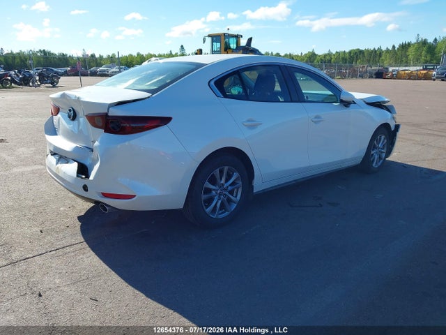 Mazda 3 2019 3MZBPAB73KM105004 Image 4