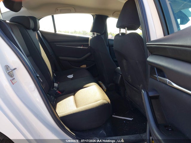Mazda 3 2019 3MZBPAB73KM105004 Image 8