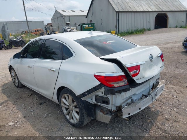 Buick Verano 2014 1G4PP5SK8E4222450 Image 3