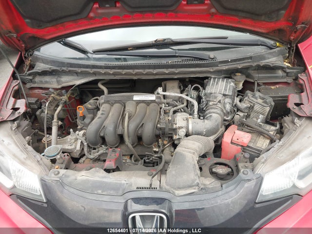 Honda FIT LX 2016 3HGGK5G56GM104671 Image 10