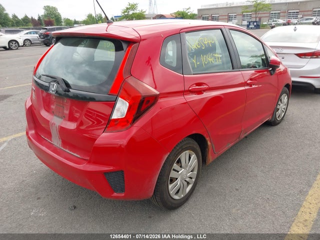 Honda FIT LX 2016 3HGGK5G56GM104671 Image 4