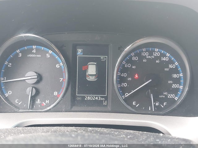 Toyota RAV4 LE 2017 2T3ZFREV2HW318269 Image 7
