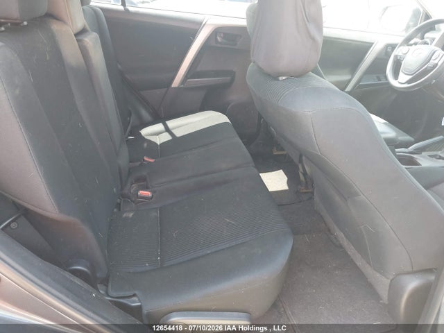 Toyota RAV4 LE 2017 2T3ZFREV2HW318269 Image 8