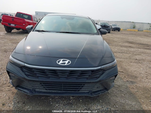 KMHLM4DG3SU026177 Hyundai Elantra Preferred With Tech Package