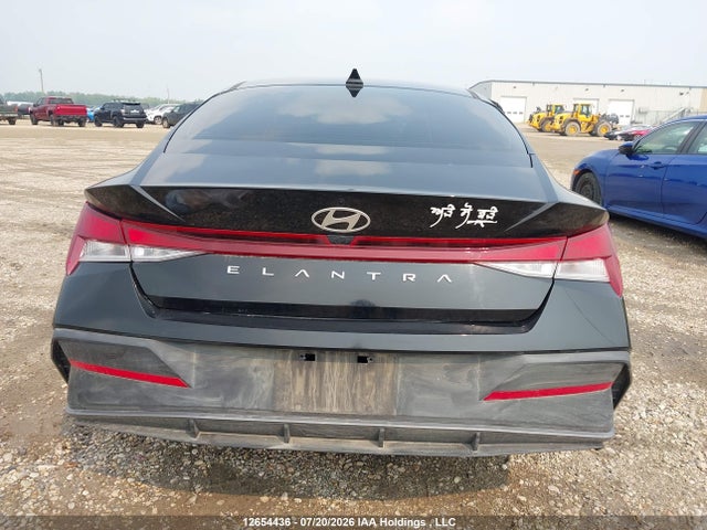 KMHLM4DG3SU026177 Hyundai Elantra Preferred With Tech Package